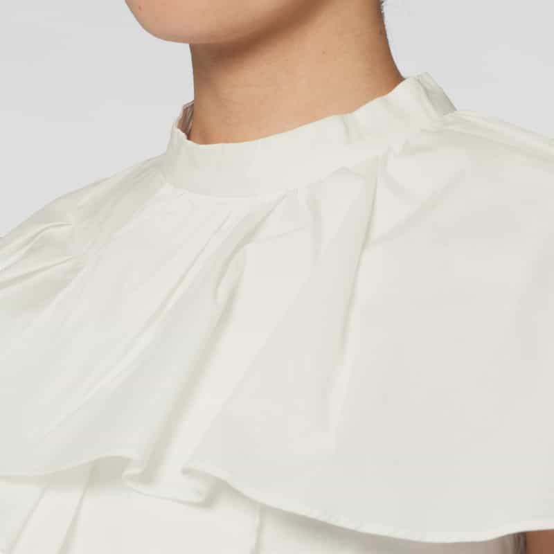 BARNEYS NEW YORK ラッフルデザイン ハイネックブラウス WHITE