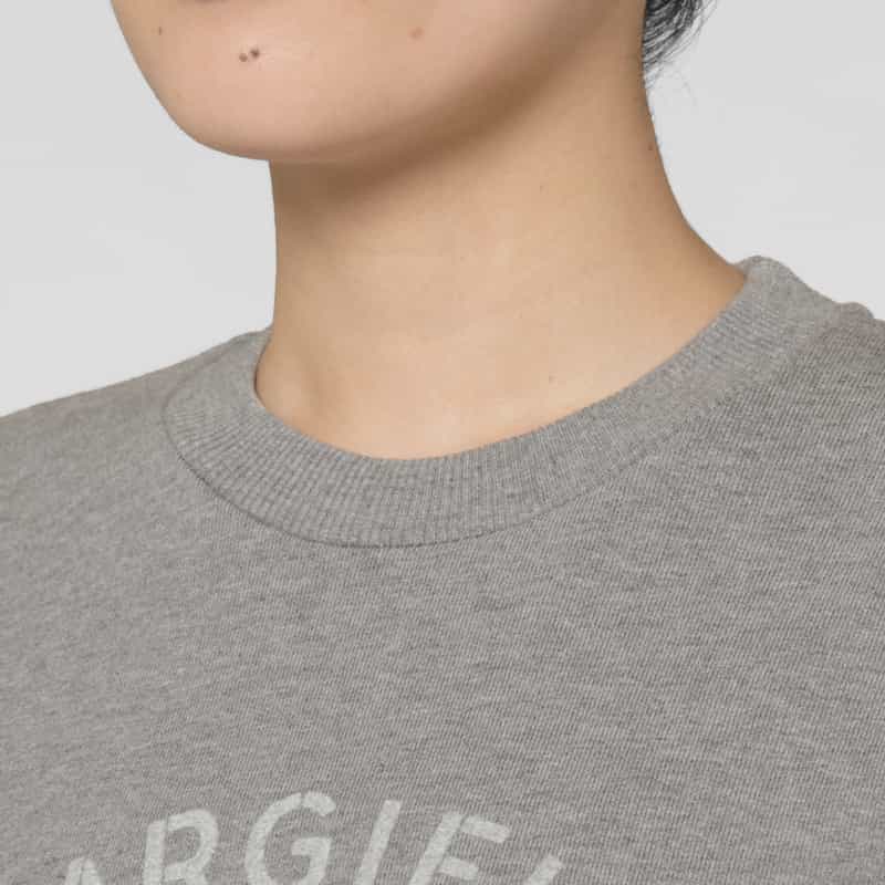 MM6 MAISON MARGIELA MM6 MAISON MARGIELA ＜エムエム6 メゾン マルジェラ＞ ロゴプリント スウェットプルオーバー LIGHT GRAY