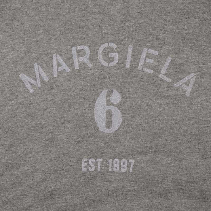 MM6 MAISON MARGIELA MM6 MAISON MARGIELA ＜エムエム6 メゾン マルジェラ＞ ロゴプリント スウェットプルオーバー LIGHT GRAY