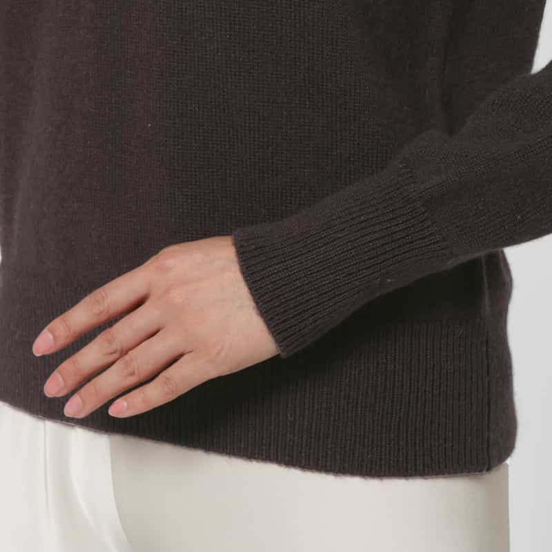 PIPPIOLINO PIPPIOLINO ＜ピッピオリーノ＞ バーニーズ　ニューヨーク限定Vネックニットプルオーバー BROWN