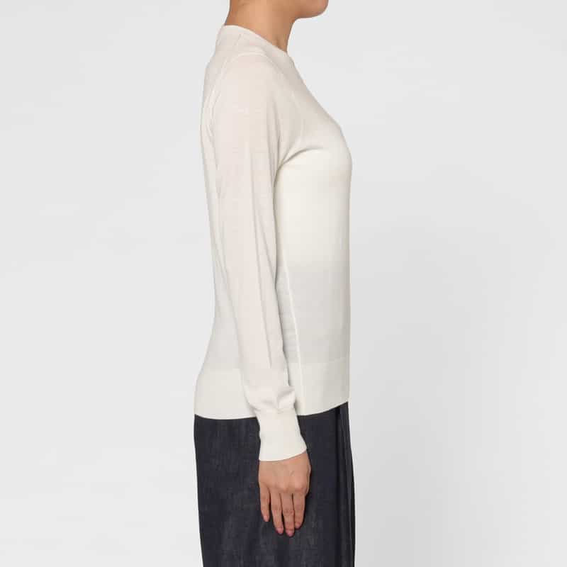 BARNEYS NEW YORK クルーネック ウールニットプルオーバー（ロロ・ピアーナ社製ウール使用） WHITE