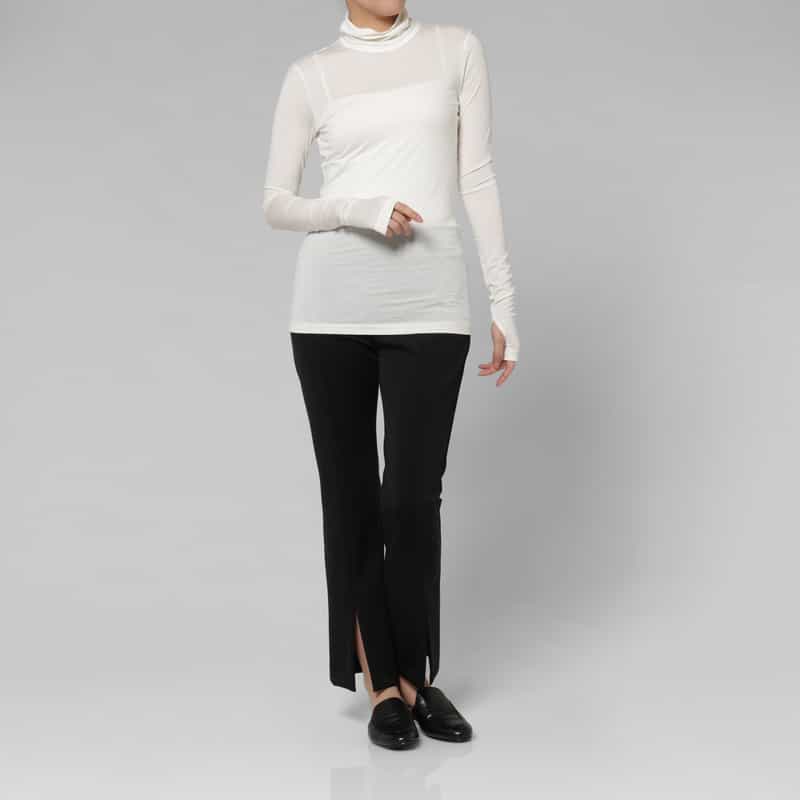 JUUN J JUUN J ＜ジューンジー＞ バックスリット スリムフィット タートルネックニットプルオーバー IVORY