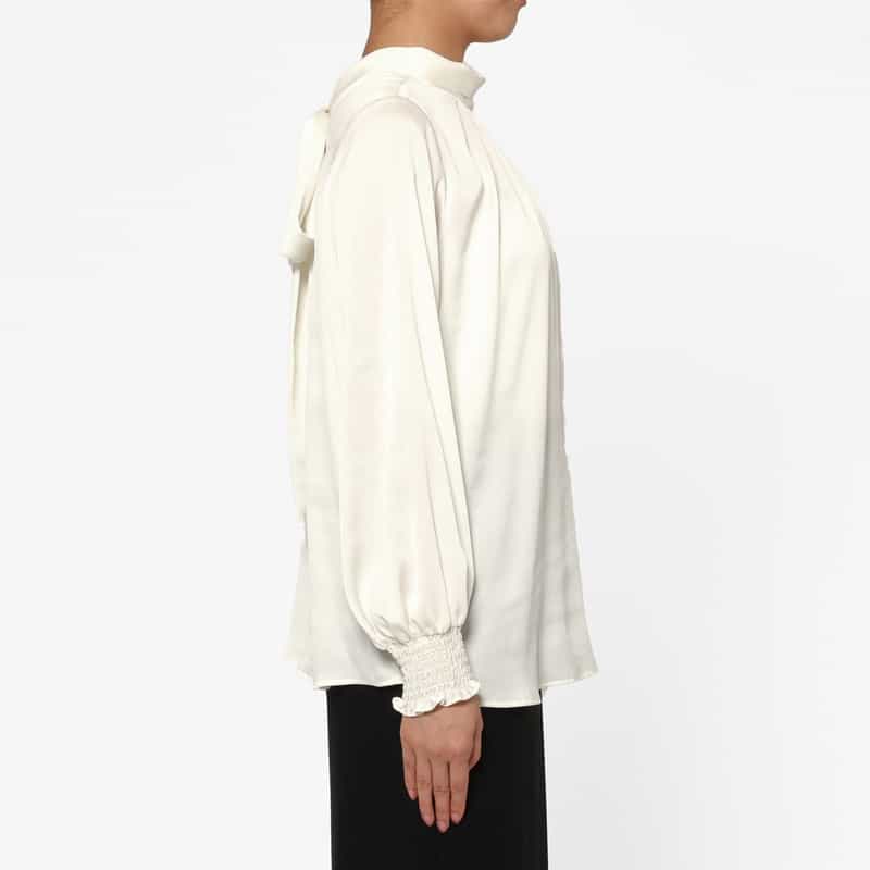 BARNEYS NEW YORK ウォッシャブル 前後2WAYボウタイブラウス WHITE