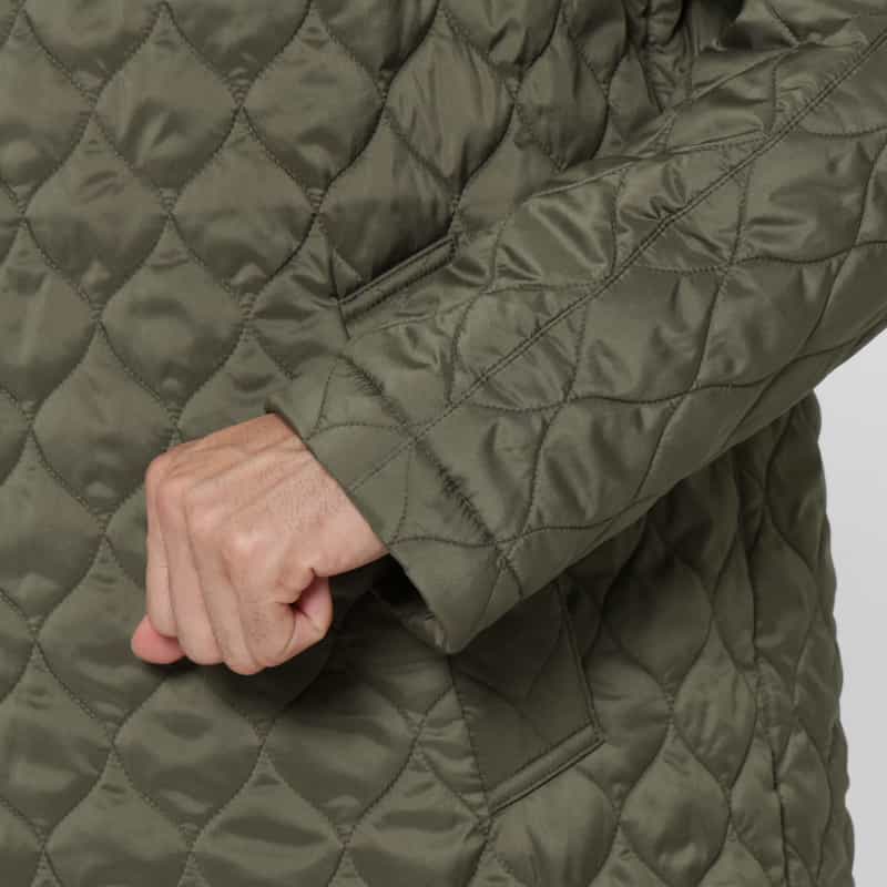 BARNEYS NEW YORK キルティング生地チェスターコート KHAKI