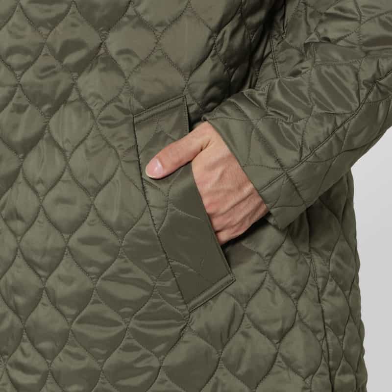 BARNEYS NEW YORK キルティング生地チェスターコート KHAKI