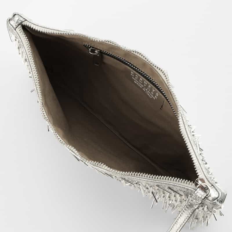 BARNEYS NEW YORK ビーズフリンジ クラッチバッグ SILVER