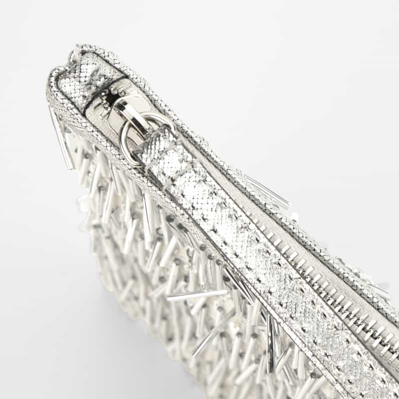 BARNEYS NEW YORK ビーズフリンジ クラッチバッグ SILVER