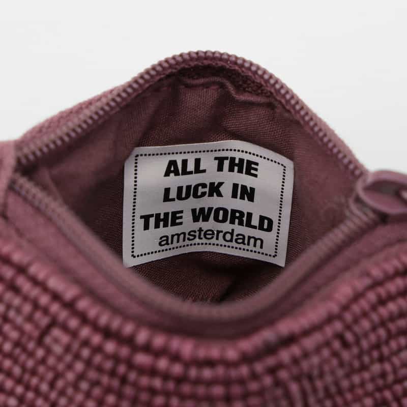 ALLTHELUCKINTHEWORLD ALLTHELUCKINTHEWORLD ＜オールザラックインザワールド＞  バーニーズ　ニューヨーク限定 ビーズ刺繍ポーチ “ SMILEY" NONE(0000)