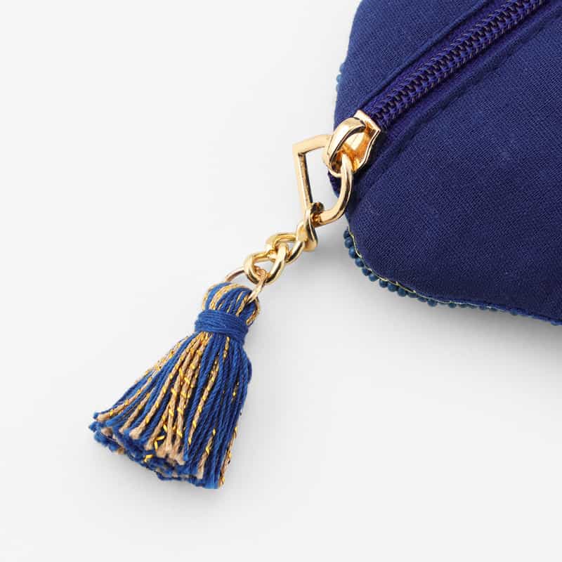 ALLTHELUCKINTHEWORLD ALLTHELUCKINTHEWORLD ＜オールザラックインザワールド＞  バーニーズ　ニューヨーク限定 ビーズ刺繍ポーチ “LOVE SHELL" NONE(0000)