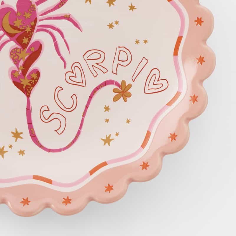 ALLTHELUCKINTHEWORLD ALLTHELUCKINTHEWORLD ＜オールザラックインザワールド＞ バーニーズ　ニューヨーク限定 星座モチーフ インテリアプレート “SCORPIO（さそり座）" NONE(0000)