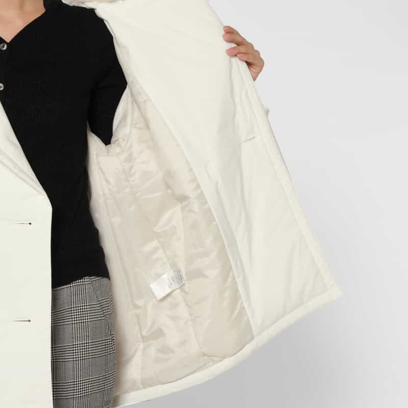 BARNEYS NEW YORK フェイクファー襟付き中綿入りダブルブレストコート WHITE