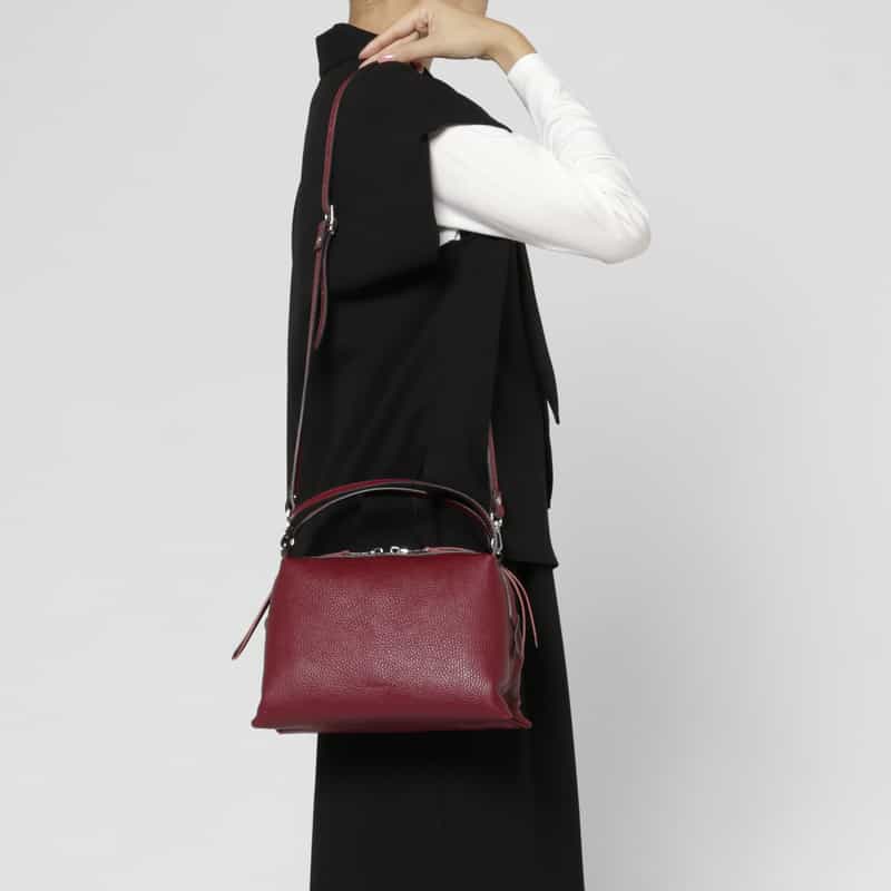 RIPANI RIPANI＜リパーニ＞ショルダーバッグ “RONDINE“ RED