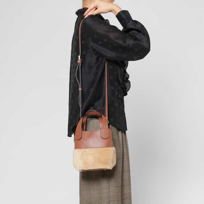 RIPANI RIPANI＜リパーニ＞ コンビネーションハンドバッグ “ANNA“ LIGHT BROWN