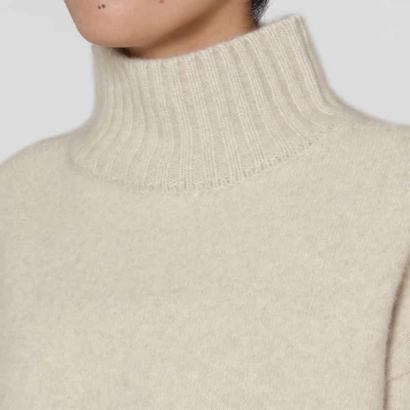 BARNEYS NEW YORK セットアップ フォックス混ファンシーヤーンニット ハイネックニットプルオーバー WHITE