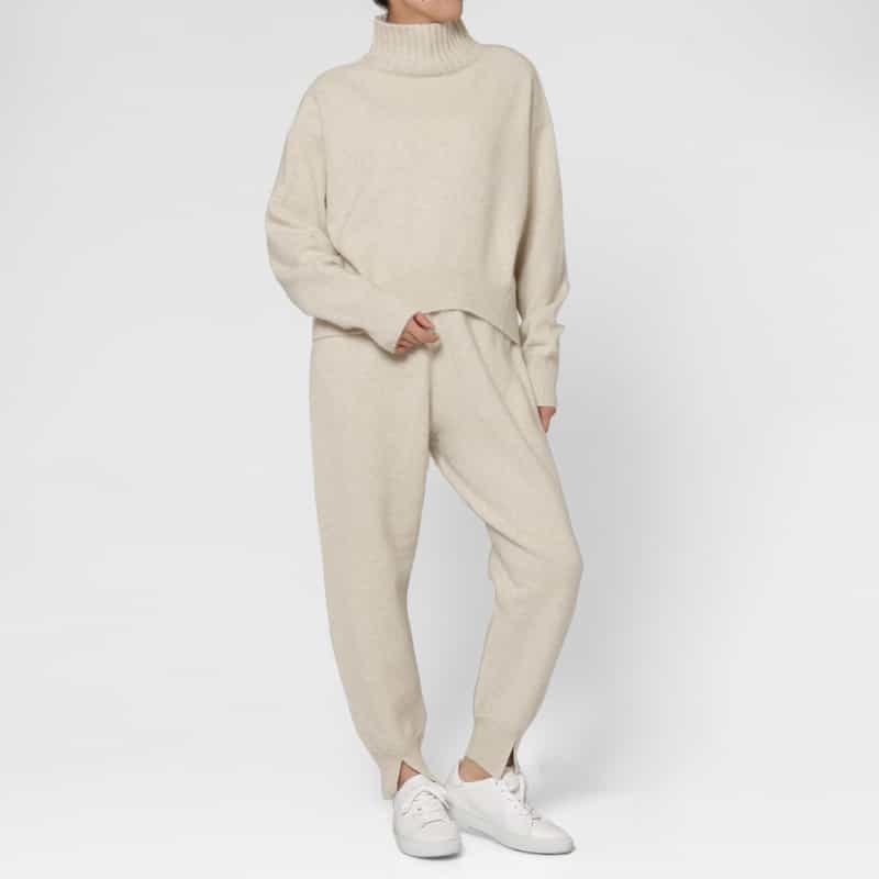 BARNEYS NEW YORK セットアップ フォックス混ファンシーヤーンニット ジョガーパンツ WHITE