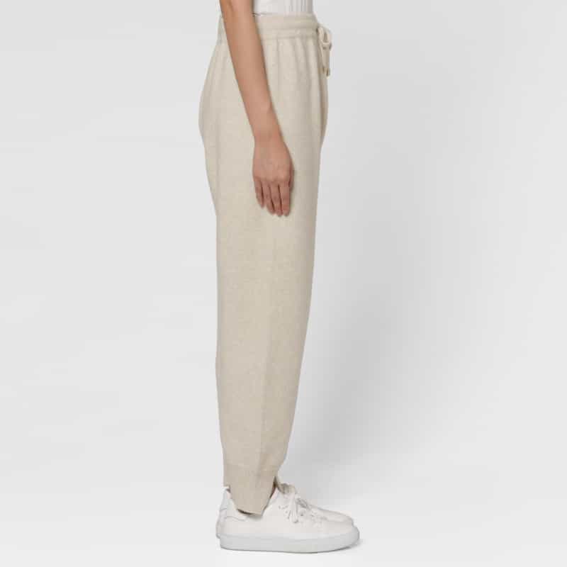 BARNEYS NEW YORK セットアップ フォックス混ファンシーヤーンニット ジョガーパンツ WHITE
