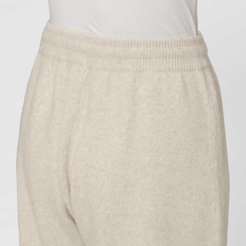 BARNEYS NEW YORK セットアップ フォックス混ファンシーヤーンニット ジョガーパンツ WHITE