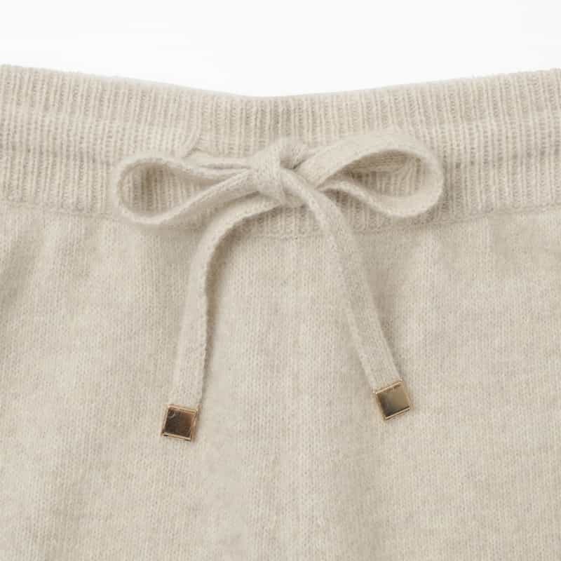 BARNEYS NEW YORK セットアップ フォックス混ファンシーヤーンニット ジョガーパンツ WHITE