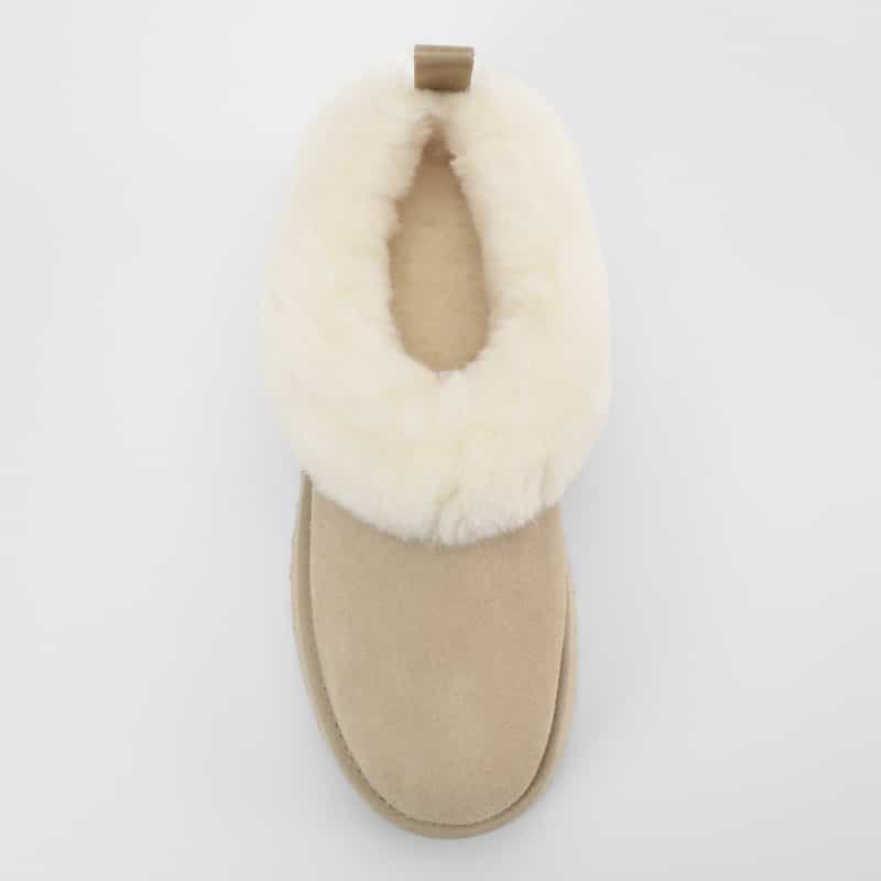 UGG(R) UGG(R)＜アグ＞ローカットブーツ BEIGE