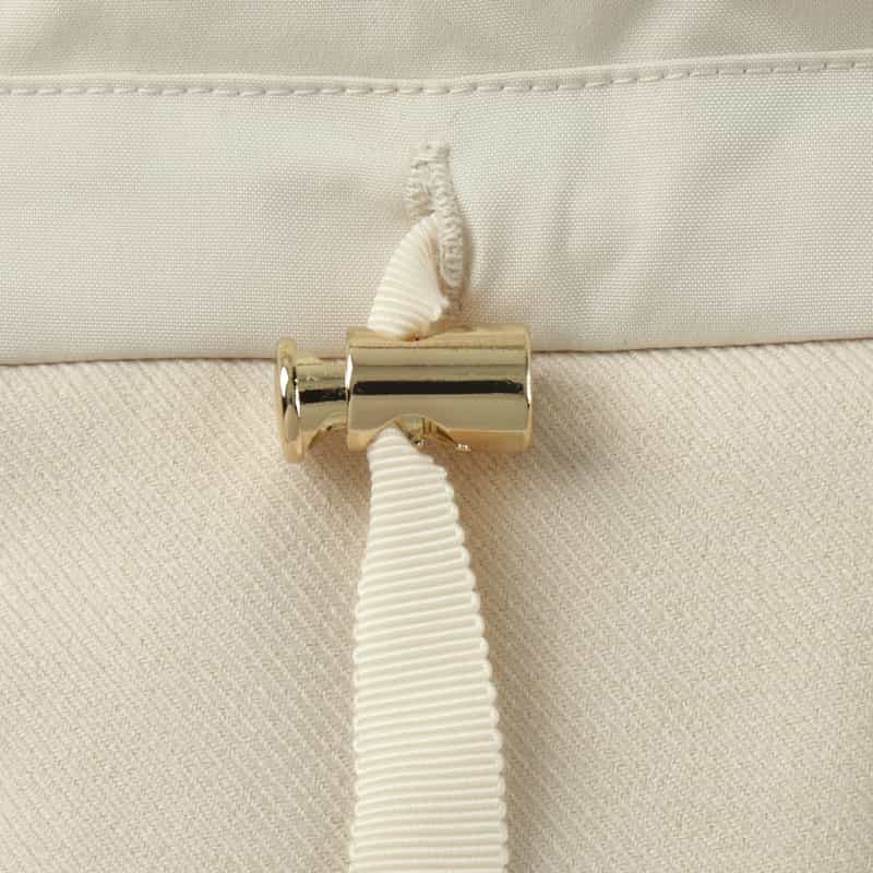 BARNEYS NEW YORK ペプラムデザイン ショートダウンブルゾン IVORY