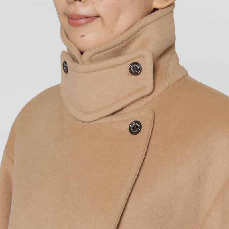 BARNEYS NEW YORK ショート丈ピーコート CAMEL