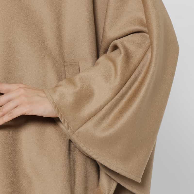 BARNEYS NEW YORK フォックスファー付け襟付きカシミヤケープコート CAMEL