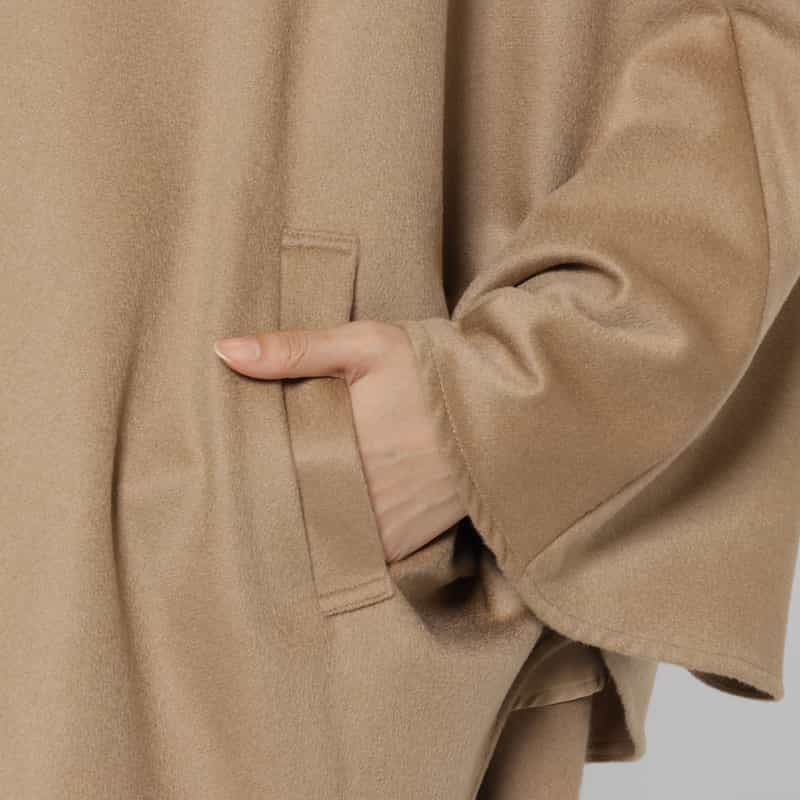 BARNEYS NEW YORK フォックスファー付け襟付きカシミヤケープコート CAMEL
