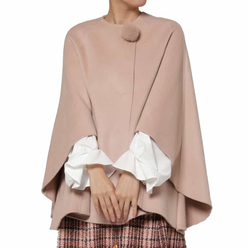 BARNEYS NEW YORK ポンポンファー付き ダブルフェイス ケープコート PINK