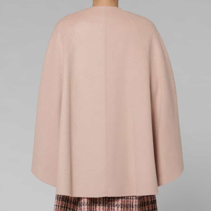 BARNEYS NEW YORK ポンポンファー付き ダブルフェイス ケープコート PINK