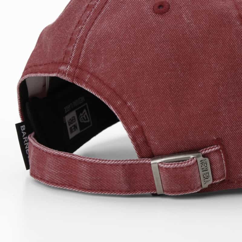 BARNEYS NEW YORK "BARNEYS" NEW ERAコラボレーション ヴィンテージウォッシュ加工ロゴキャップ RED