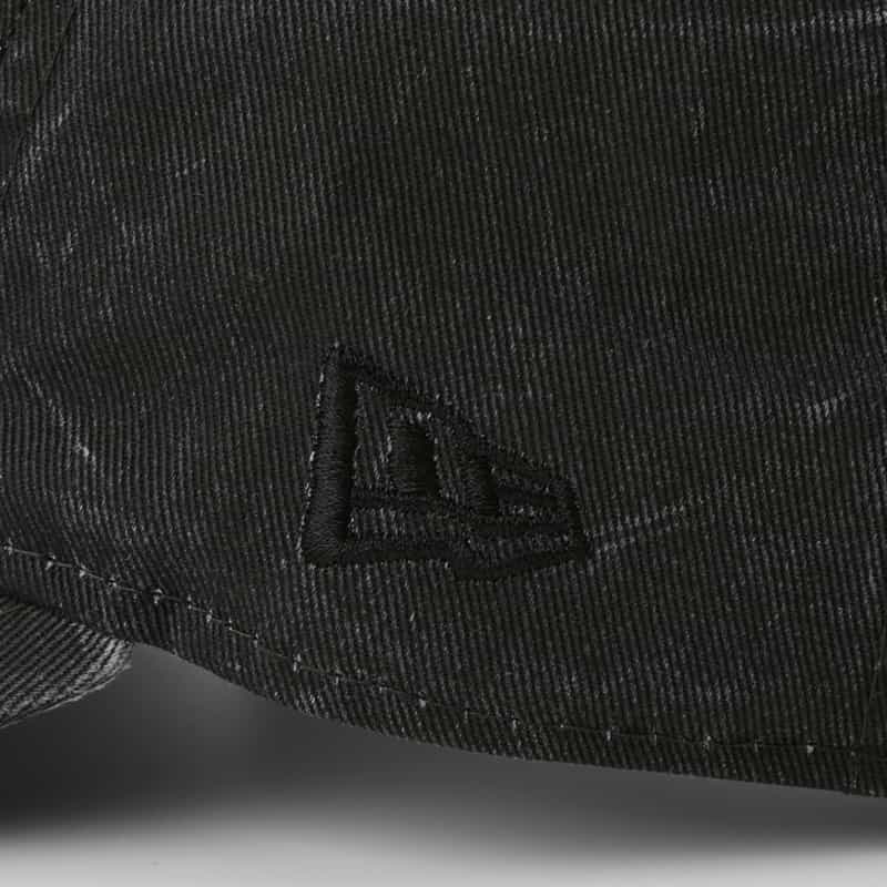 BARNEYS NEW YORK "BARNEYS" NEW ERAコラボレーション ヴィンテージウォッシュ加工ロゴキャップ BLACK