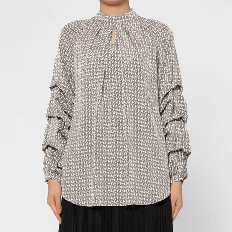 BARNEYS NEW YORK ウォッシャブル チェーンプリント柄ランダムタックスリーブブラウス WHITE