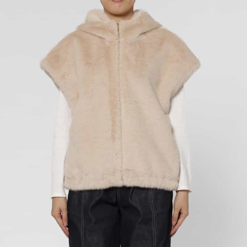 BARNEYS NEW YORK フェイクファー フード付きジップアップショートジレ IVORY