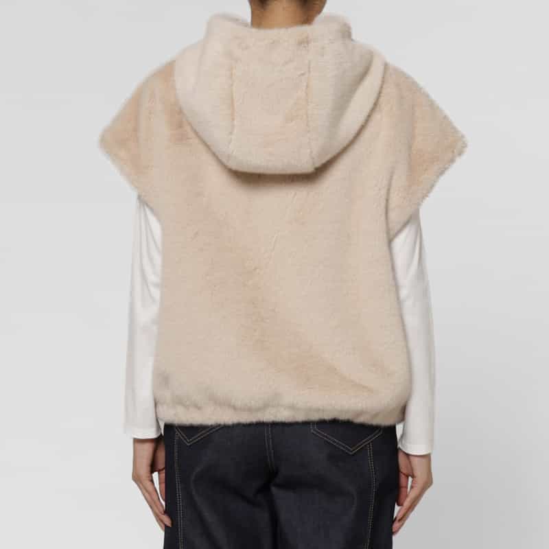 BARNEYS NEW YORK フェイクファー フード付きジップアップショートジレ IVORY