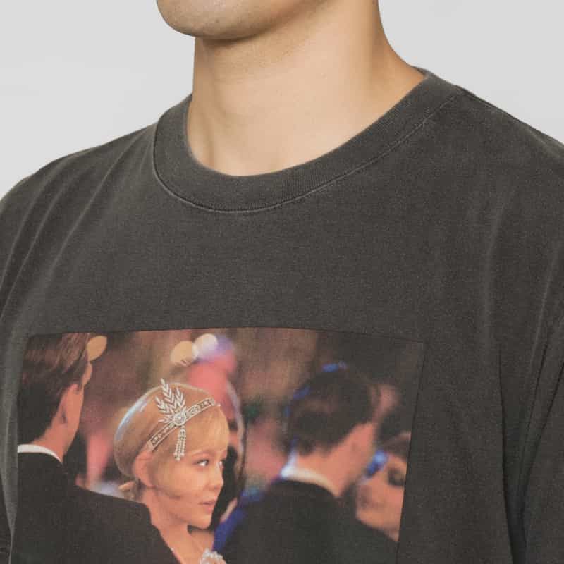 BARNEYS NEW YORK ムービーTシャツ “華麗なるギャツビー" BLACK
