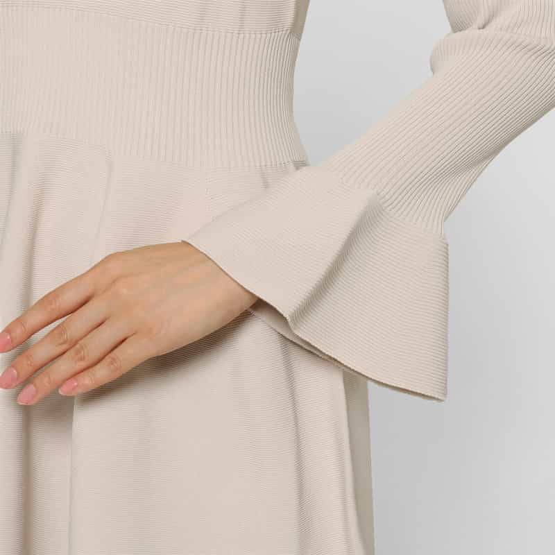 BARNEYS NEW YORK ウォッシャブル フレアスリーブ ランダムラインニットドレス BEIGE