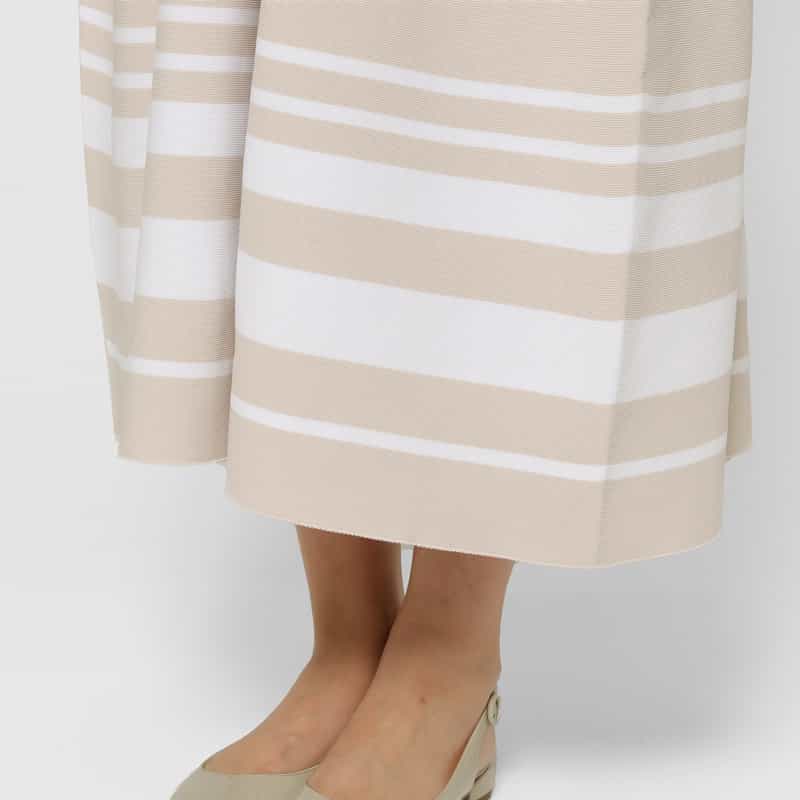 BARNEYS NEW YORK ウォッシャブル フレアスリーブ ランダムラインニットドレス BEIGE