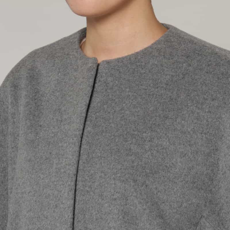 BARNEYS NEW YORK ポケット付き ウールノーカラーコート LIGHT GRAY
