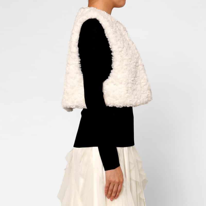 BARNEYS NEW YORK フェイクファー ショートジレ OFF WHITE