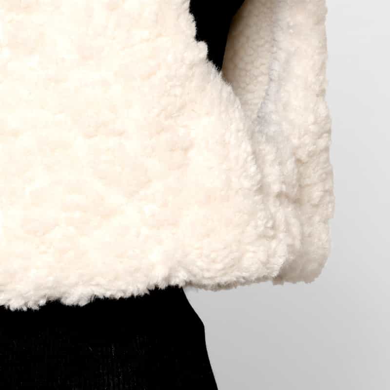 BARNEYS NEW YORK フェイクファー ショートジレ OFF WHITE