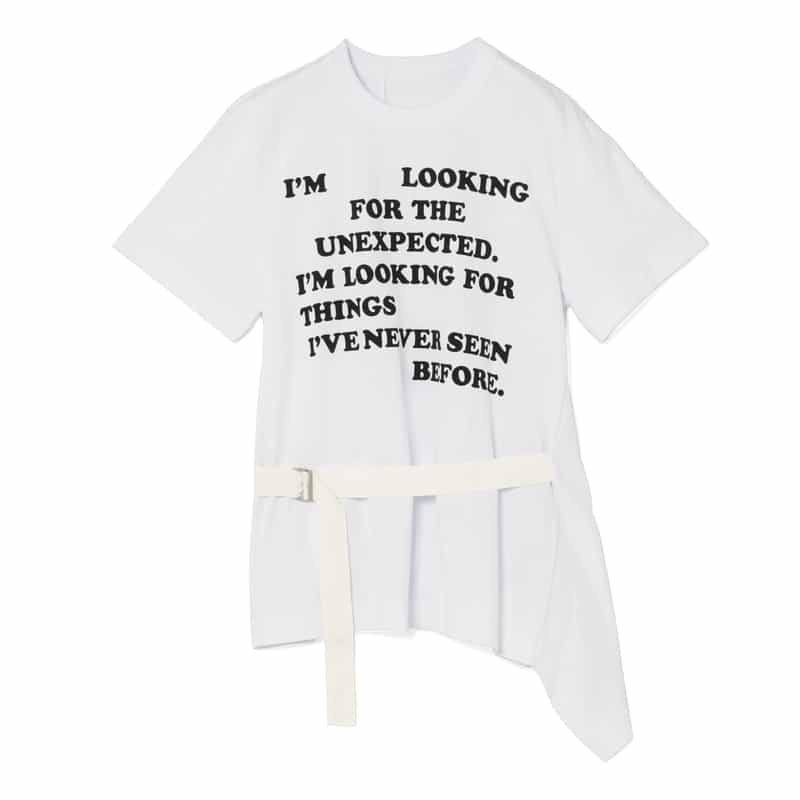 SACAI ＜サカイ＞ ベルトデザイン グラフィックTシャツ