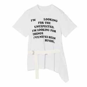 SACAI ＜サカイ＞ ベルトデザイン グラフィックTシャツ