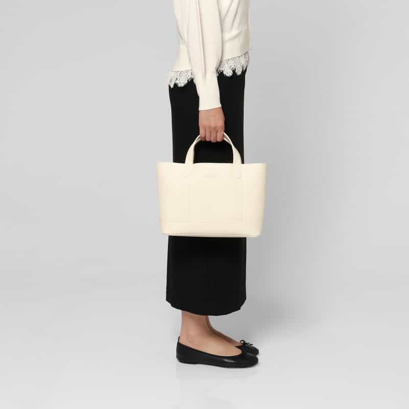BARNEYS NEW YORK ロゴ入りマイクロファイバー ミニトートバッグ WHITE
