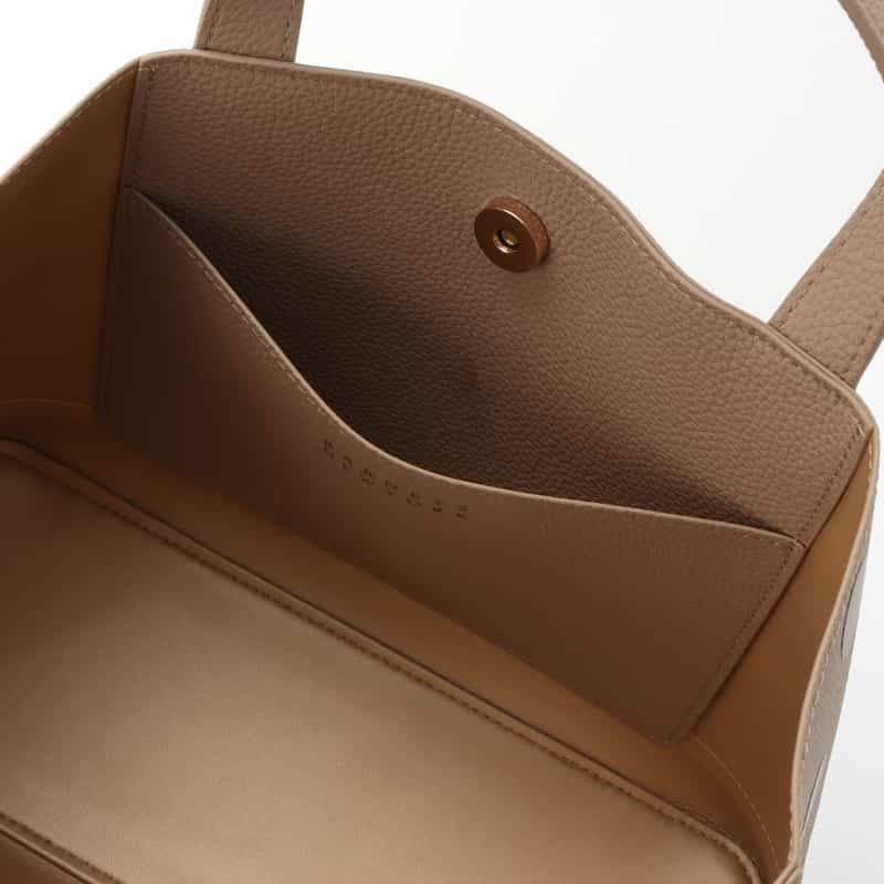 BARNEYS NEW YORK ドット柄ロゴ入りマイクロファイバー ミニトートバッグ BEIGE