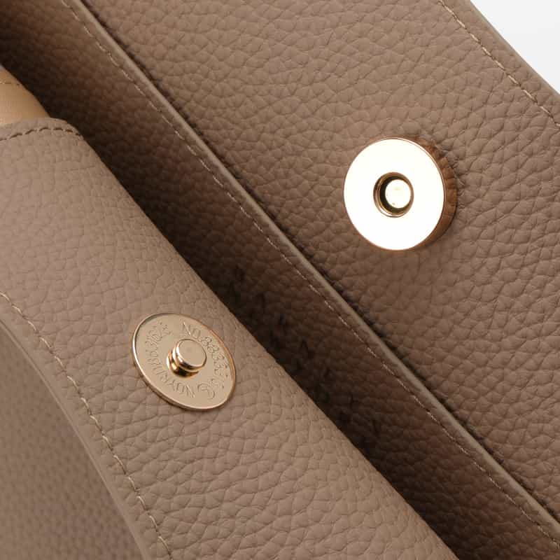 BARNEYS NEW YORK ドット柄ロゴ入りマイクロファイバー ミニトートバッグ BEIGE