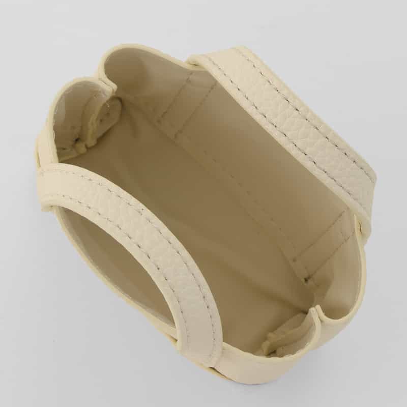 BARNEYS NEW YORK ロゴ入り バッグ型チャーム WHITE
