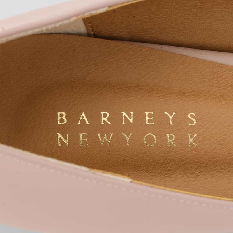 BARNEYS NEW YORK バックルデザイン ポインテッドトゥ フラットパンプス PINK