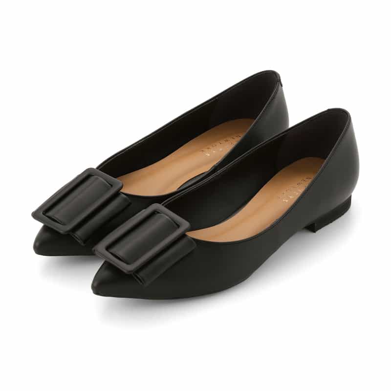 BARNEYS NEW YORK バックルデザイン ポインテッドトゥ フラットパンプス BLACK
