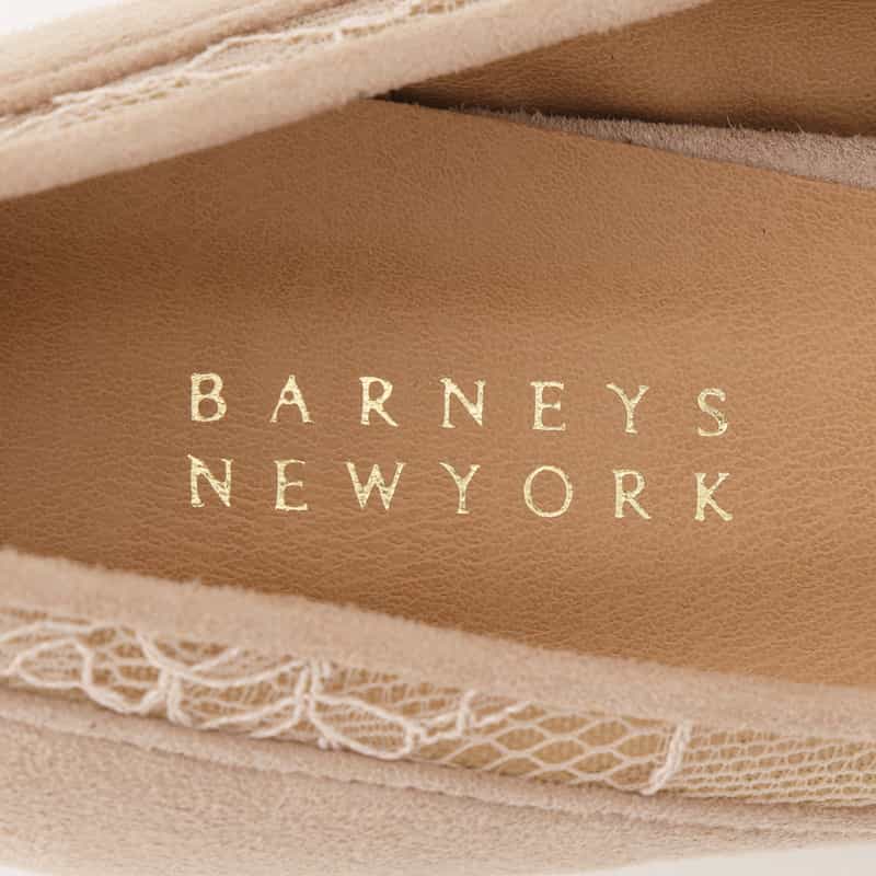 BARNEYS NEW YORK レース ポインテッドトゥ パンプス CHAMPAGNE