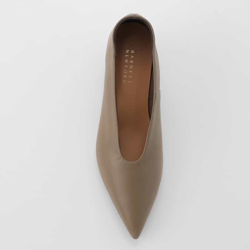 BARNEYS NEW YORK チャンキーヒール Vカットパンプス BROWN